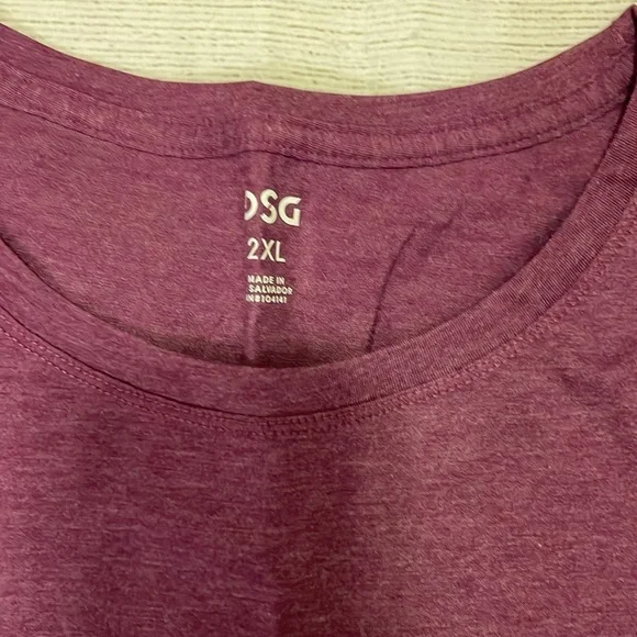 EUC Women’s DSG workout tank - size 2X - Picture 3 of 5